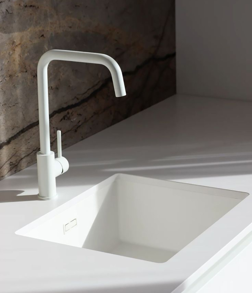 Silgranit baterija u istoj boji i materijalu kao sudopera