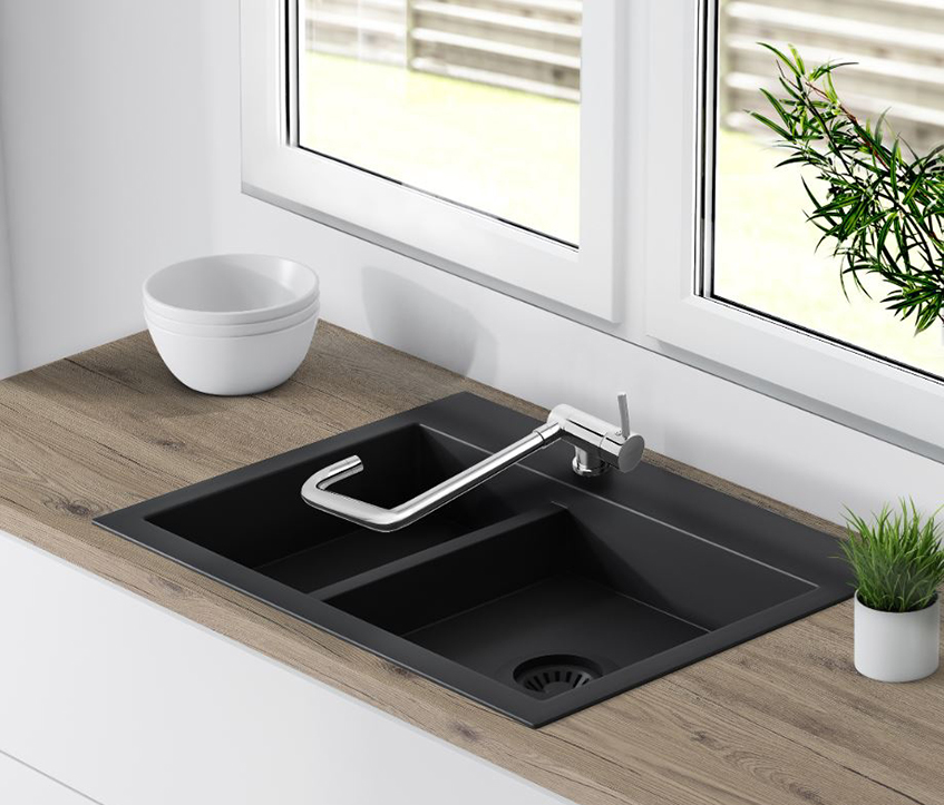 Baterija za kuhinju ispod prozora na savijanje