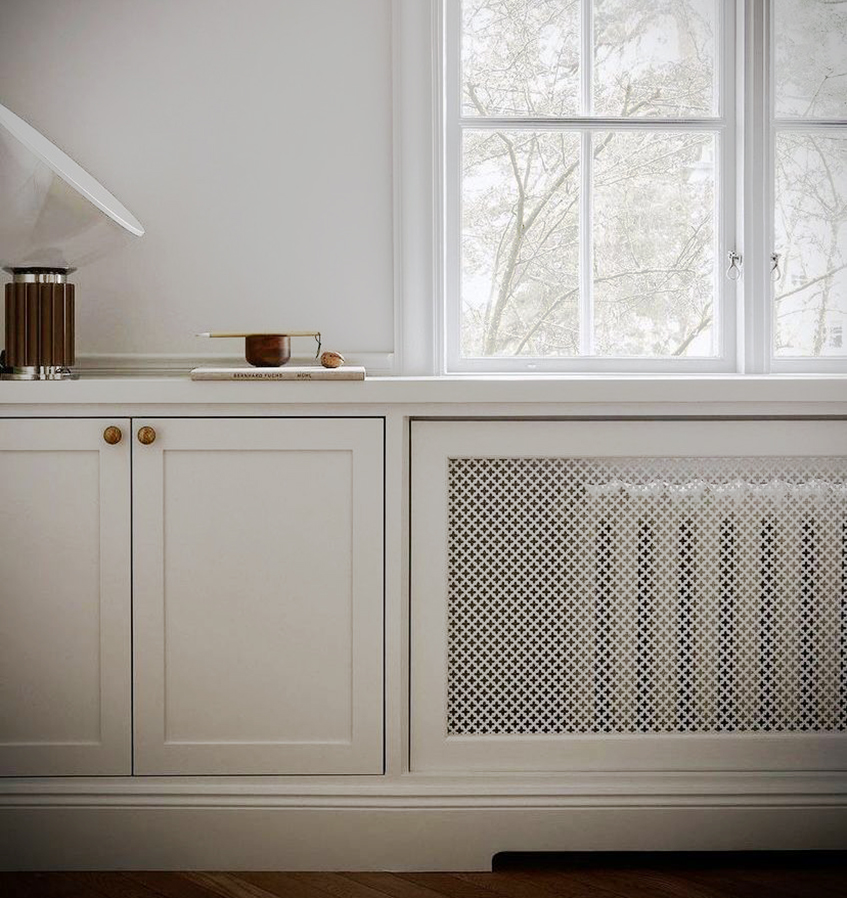 Maske za radijator u sklopu komode