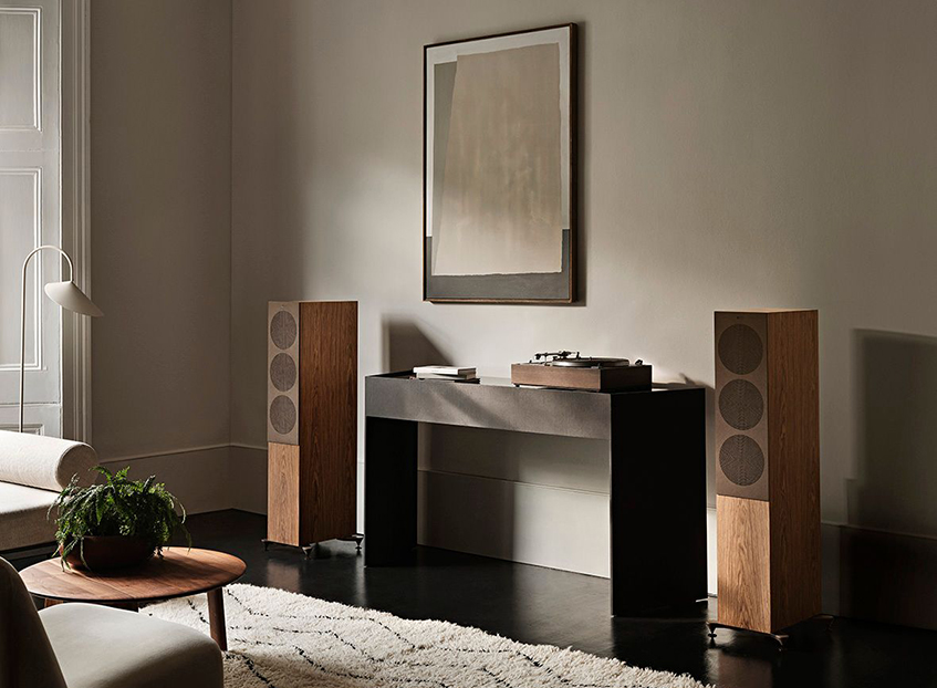 Ozvučenje u enterijeru sa stereo sistemom