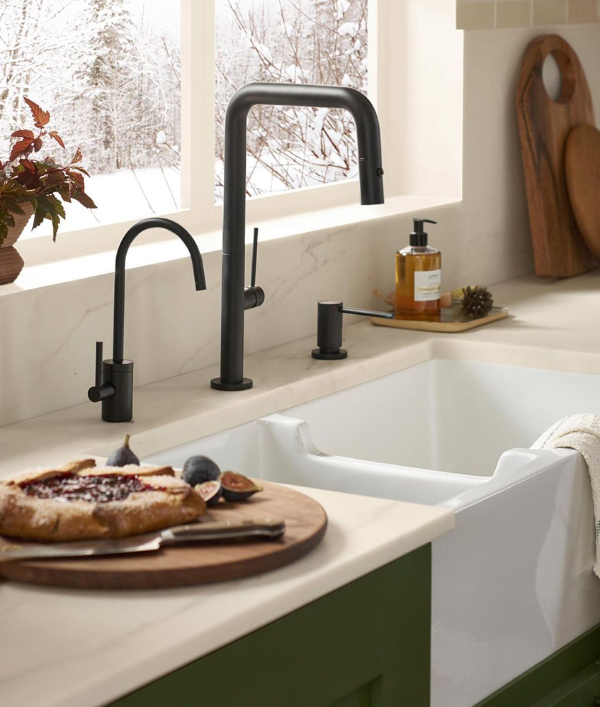 Posebna baterija za filtriranu bateriju u kuhinji