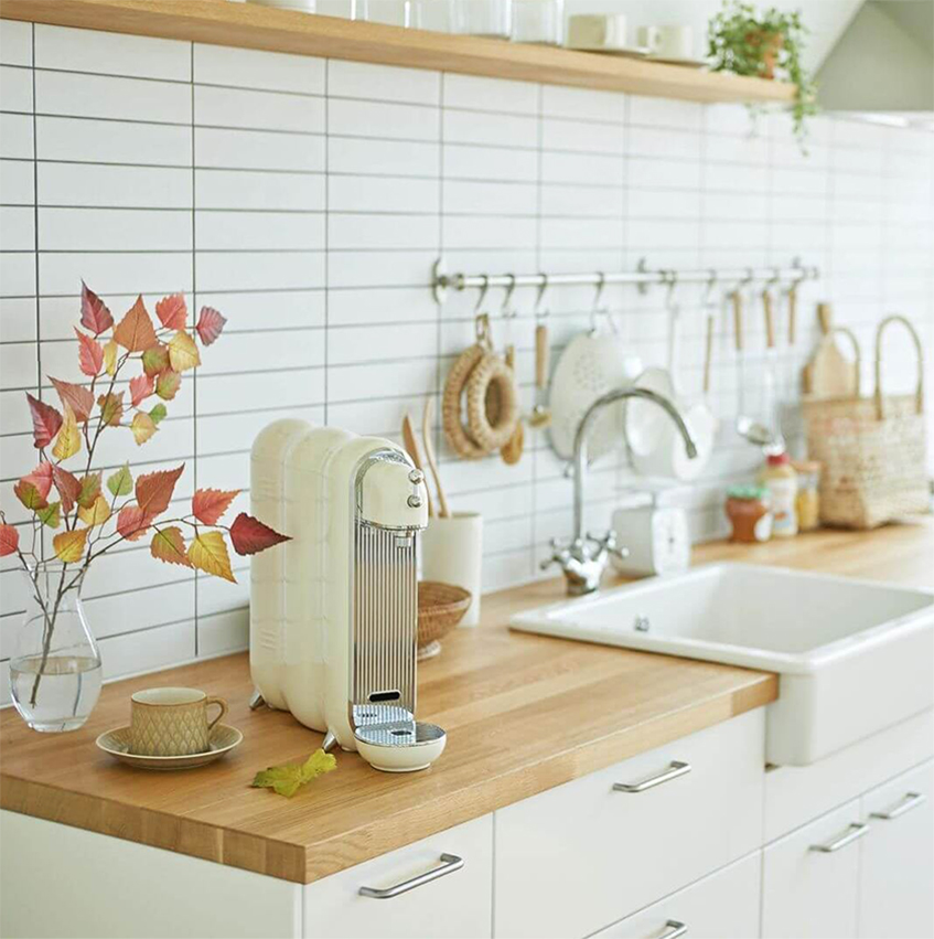 Kada je kuhinja u retro stilu, filteri prate dizajn enterijera